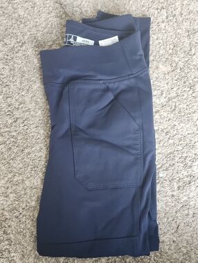 No Tags Women's Force Fitted Midweight Utility Legging Navy